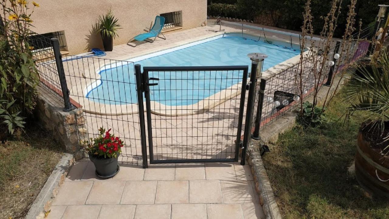 Climatisé T3 Piscine Et Parking Hébergement de vacances Pennautier